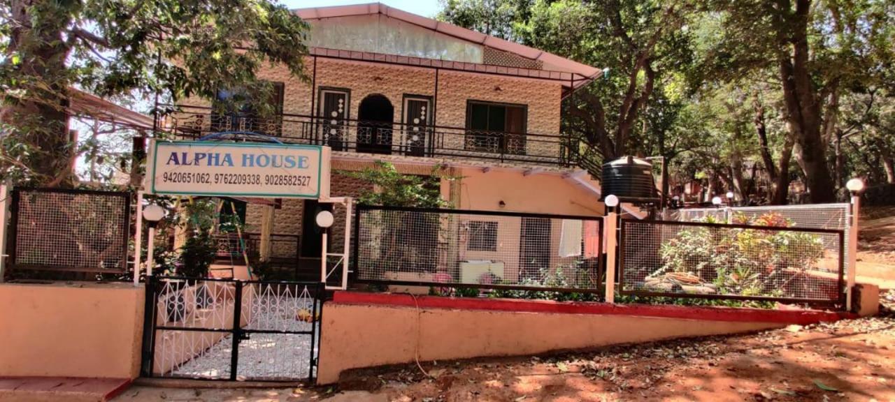 Hotel New Alpha House Matheran Exterior foto