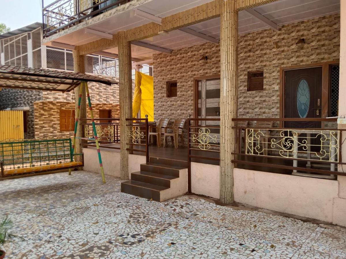 Hotel New Alpha House Matheran Exterior foto