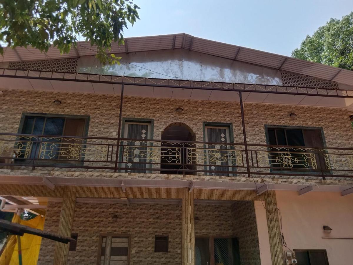 Hotel New Alpha House Matheran Exterior foto